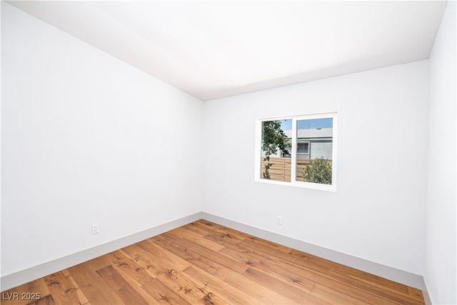 5822 East Carey Avenue, Las Vegas, NV 89156