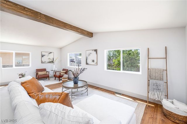 5822 East Carey Avenue, Las Vegas, NV 89156