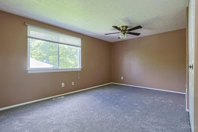 3274 Sienna Drive, Colerain Twp, OH 45251