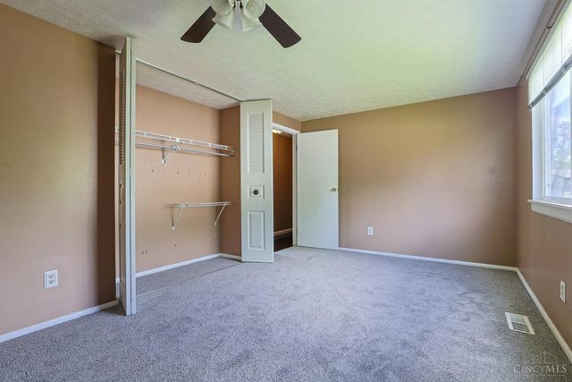 3274 Sienna Drive, Colerain Twp, OH 45251