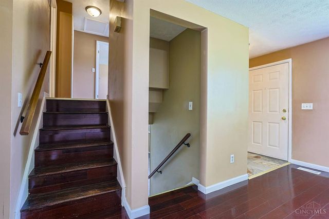 3274 Sienna Drive, Colerain Twp, OH 45251