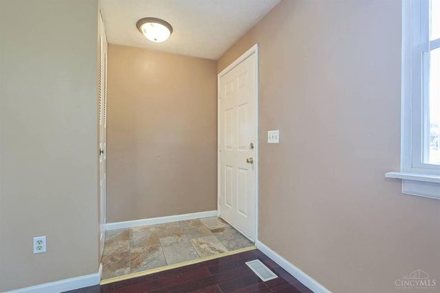 3274 Sienna Drive, Colerain Twp, OH 45251