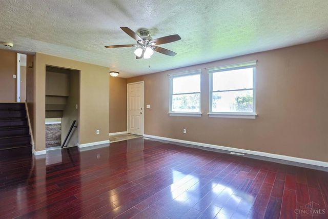 3274 Sienna Drive, Colerain Twp, OH 45251