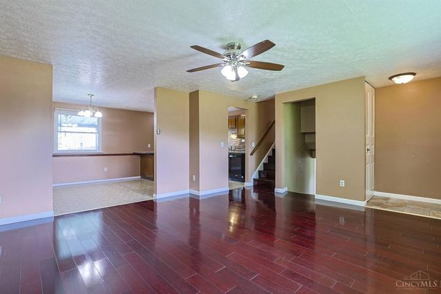3274 Sienna Drive, Colerain Twp, OH 45251