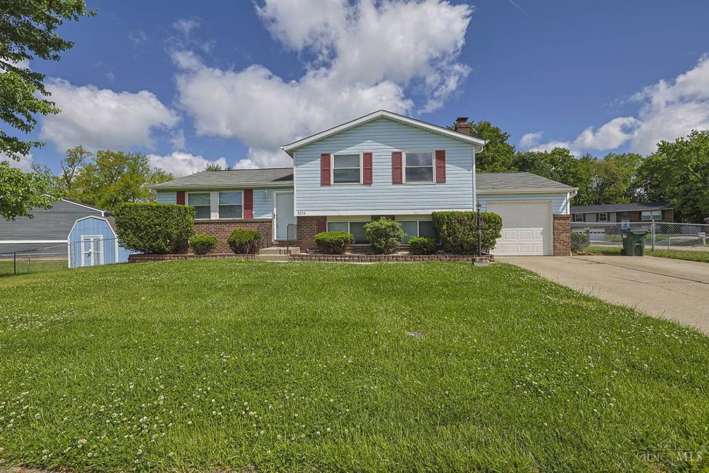 3274 Sienna Drive, Colerain Twp, OH 45251