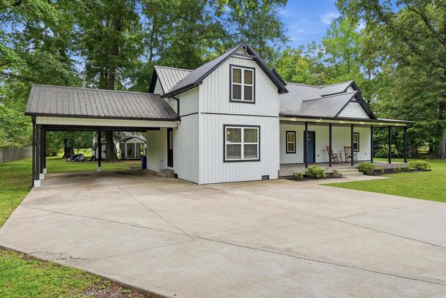 13 Douglas Street, Greenbrier, AR 72058