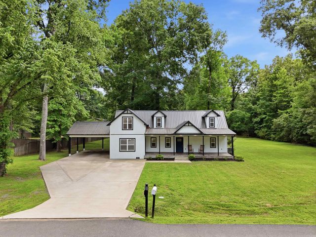 13 Douglas Street, Greenbrier, AR 72058