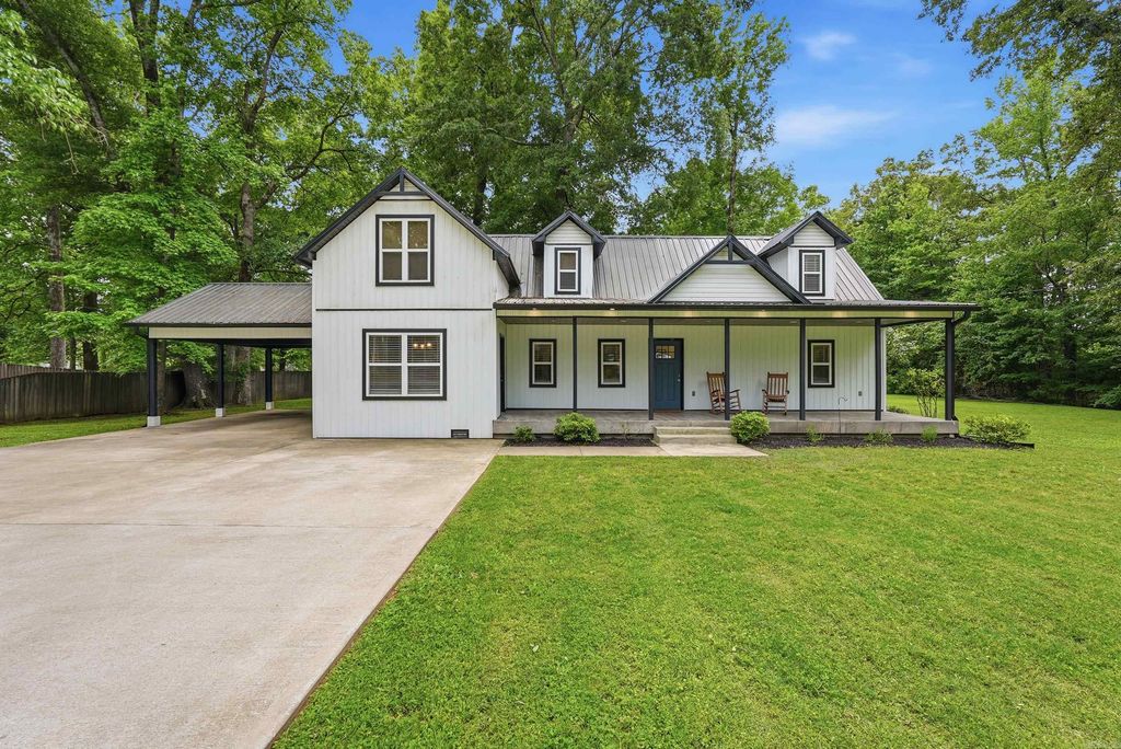 13 Douglas Street, Greenbrier, AR 72058