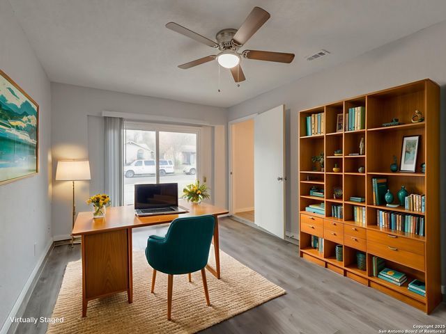 12226 La Barca, San Antonio, TX 78233