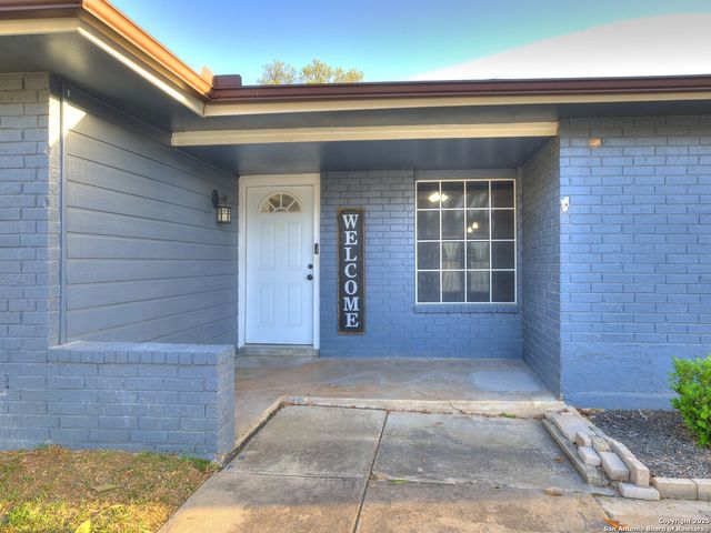 12226 La Barca, San Antonio, TX 78233