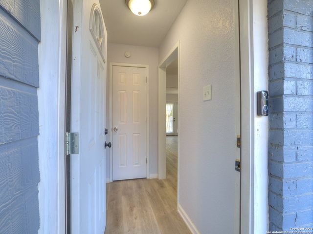 12226 La Barca, San Antonio, TX 78233