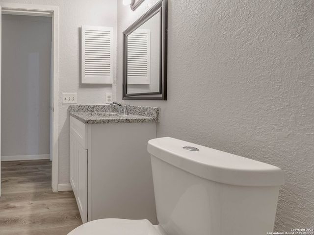 12226 La Barca, San Antonio, TX 78233