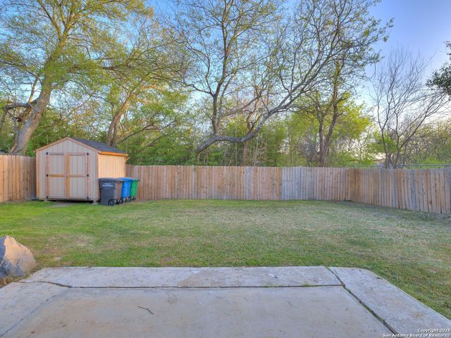 12226 La Barca, San Antonio, TX 78233