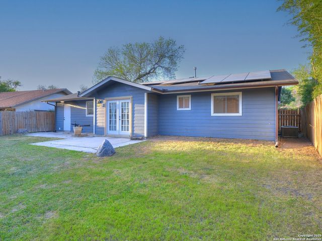 12226 La Barca, San Antonio, TX 78233