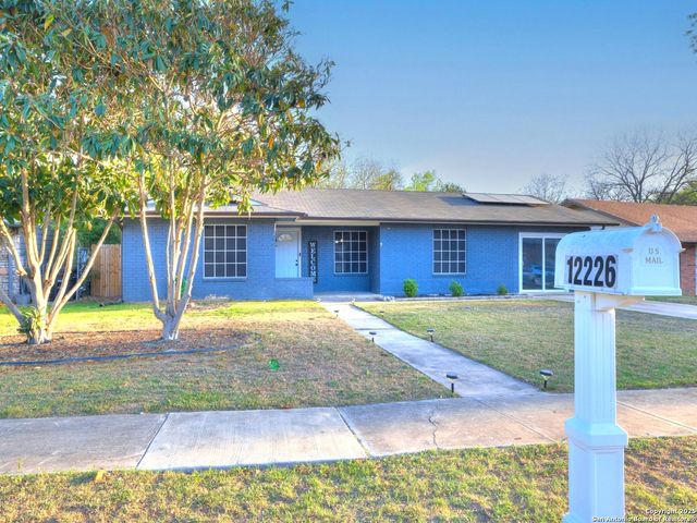 12226 La Barca, San Antonio, TX 78233