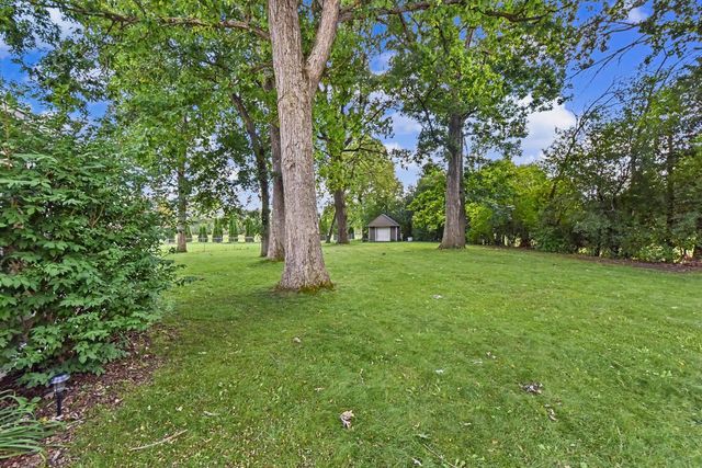 14707 W Gatewood COURT, New Berlin, WI 53151