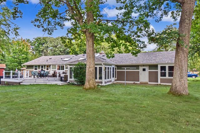14707 W Gatewood COURT, New Berlin, WI 53151