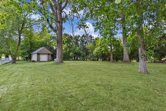 14707 W Gatewood COURT, New Berlin, WI 53151