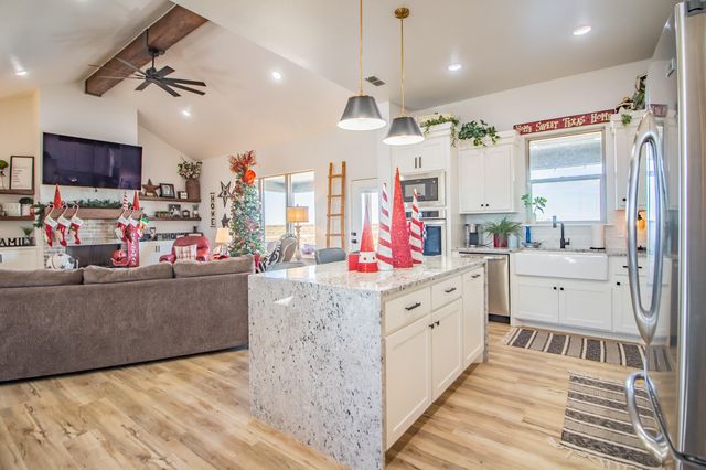 7113 E F M 1294, Idalou, TX 79329