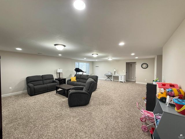 9946 Rosemary Lane, Manhattan, KS 66502