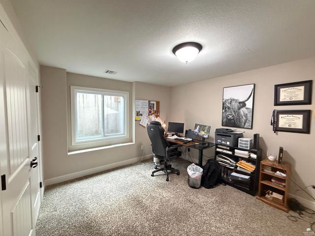 9946 Rosemary Lane, Manhattan, KS 66502