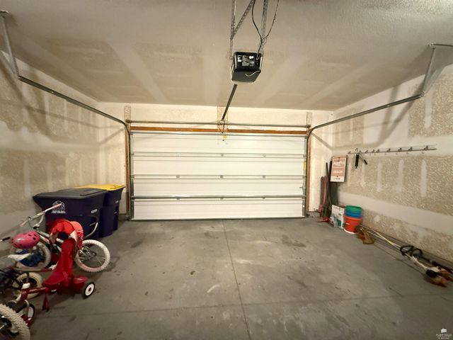 9946 Rosemary Lane, Manhattan, KS 66502
