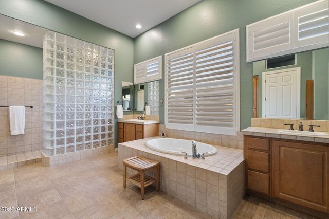 42010 N HARBOUR TOWN Court, Anthem, AZ 85086