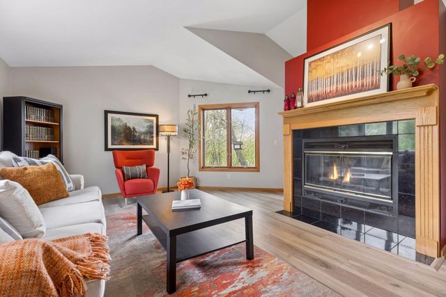 1731 Oakways Street, Minnetonka, MN 55391