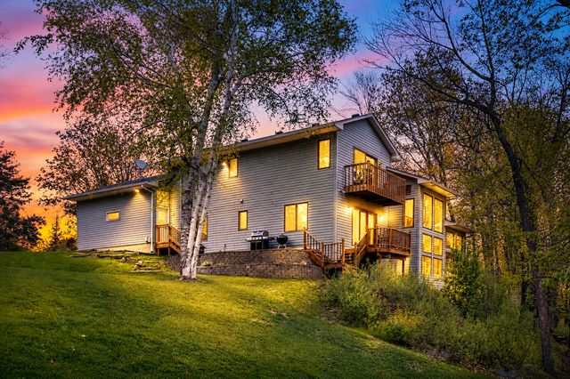 1731 Oakways Street, Minnetonka, MN 55391