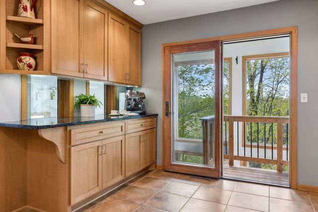 1731 Oakways Street, Minnetonka, MN 55391