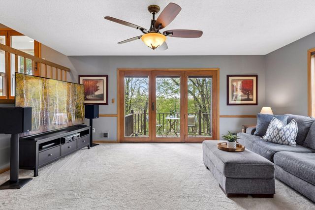 1731 Oakways Street, Minnetonka, MN 55391