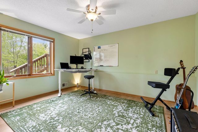 1731 Oakways Street, Minnetonka, MN 55391