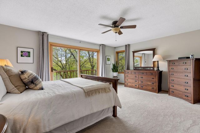 1731 Oakways Street, Minnetonka, MN 55391