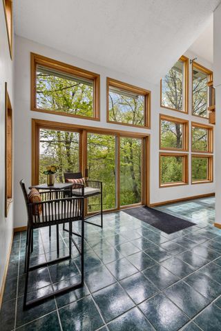 1731 Oakways Street, Minnetonka, MN 55391