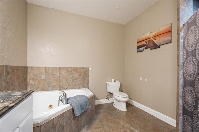 401 N Vine Street, Caney, KS 67333