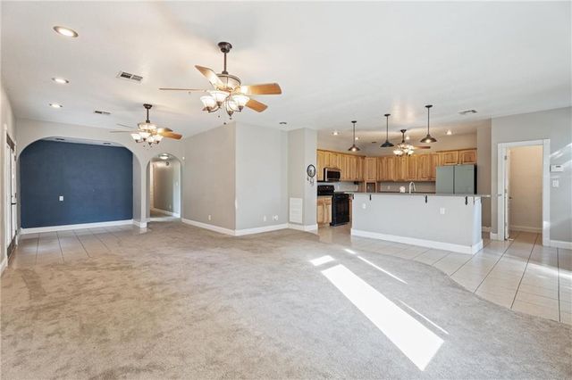 401 N Vine Street, Caney, KS 67333