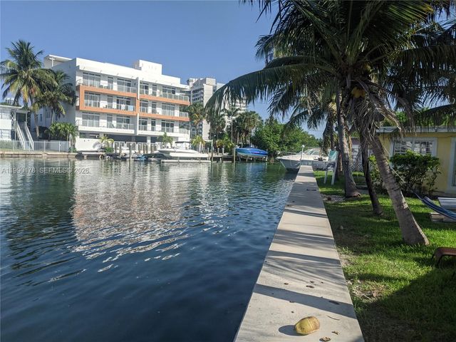 7735 Hawthorne Ave, Miami Beach, FL 33141