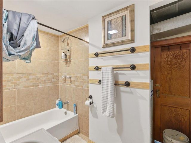 212 1st Street SE, Sebeka, MN 56477