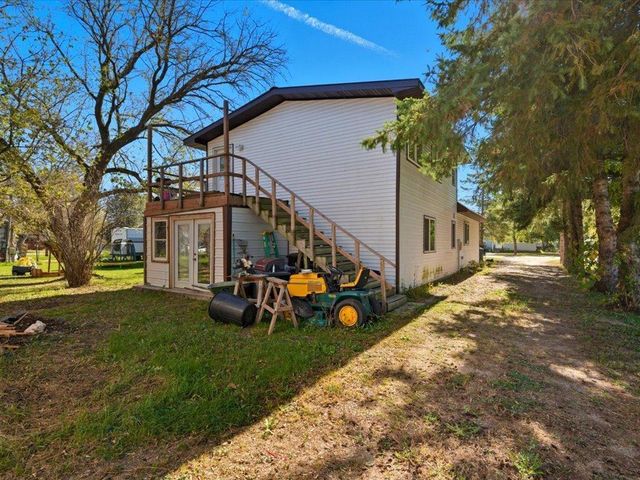 212 1st Street SE, Sebeka, MN 56477