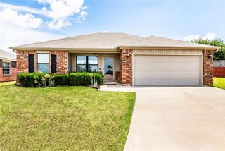 4501 Wagner Lake Drive, Yukon, OK 73099