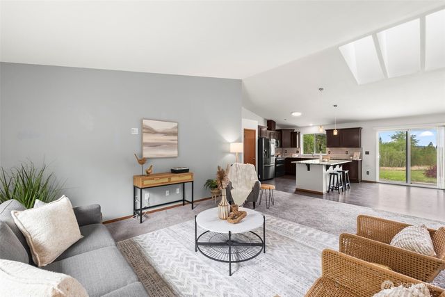 11211 Clear Lake North Road E, Eatonville, WA 98328