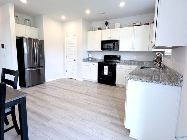 18834 Cottontail Lane, Athens, AL 35613
