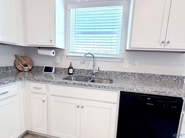 18834 Cottontail Lane, Athens, AL 35613
