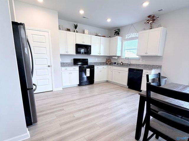 18834 Cottontail Lane, Athens, AL 35613