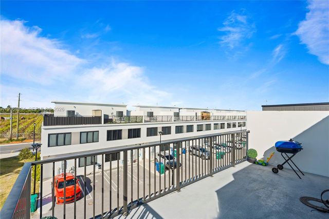 14595 SW 261st St 14595, Homestead, FL 33032