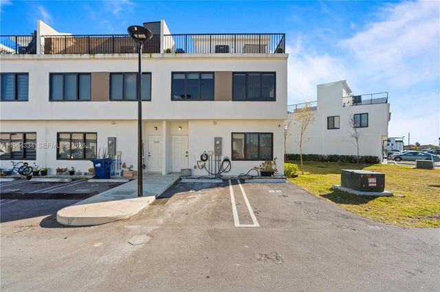 14595 SW 261st St 14595, Homestead, FL 33032