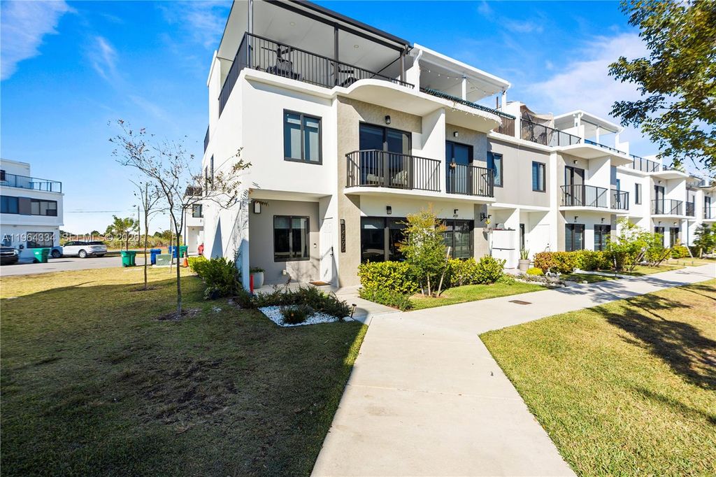 14595 SW 261st St 14595, Homestead, FL 33032