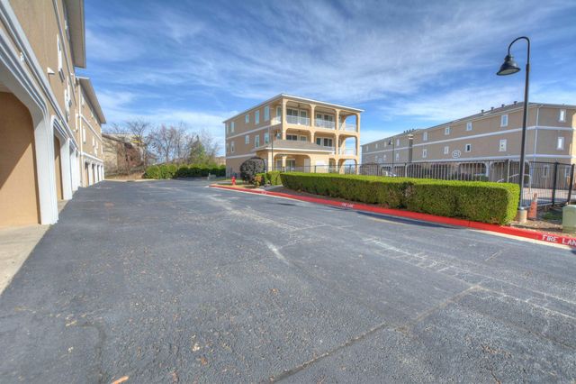 156 Villa Pt Apt B, Hot Springs, AR 71913