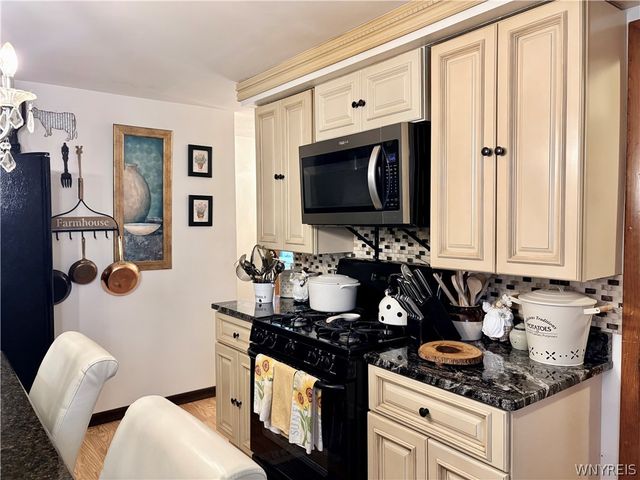 16 Kemp Avenue, Cheektowaga, NY 14225