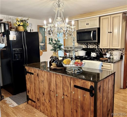 16 Kemp Avenue, Cheektowaga, NY 14225